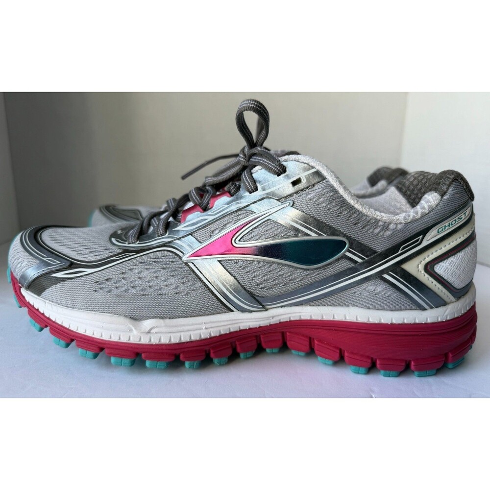 Brooks Ghost 8 Women’s Running Shoes Gray Pink Sz 10 Athletic Sneakers Walking